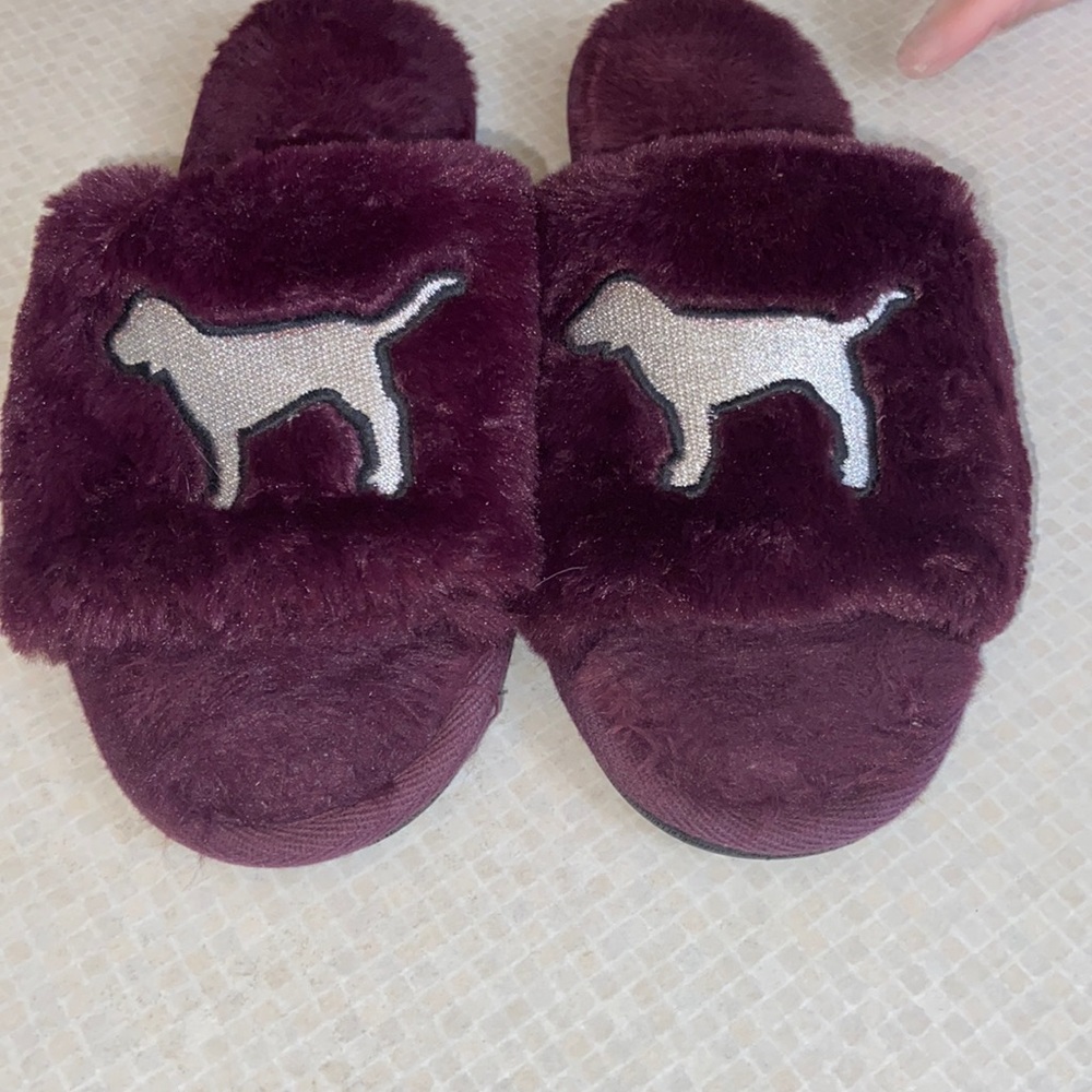 Vs pink slippers size 7-8